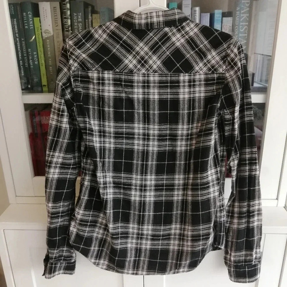 PAIGE Heritage Plaid Flannel Button Up in Black,  White, and Rosewater Pink XS - Picture 4 of 14